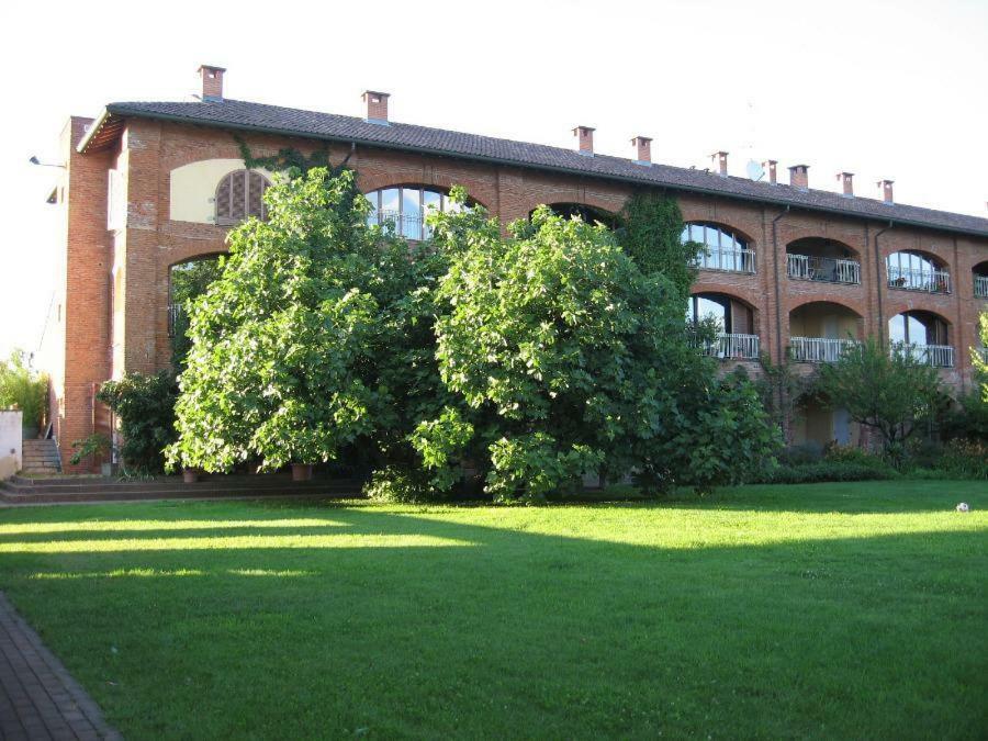 Cascina Radice Bed and Breakfast Arluno Exterior foto